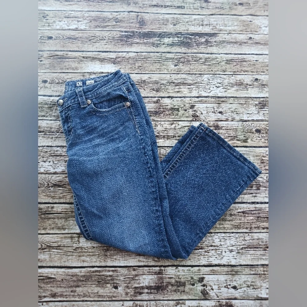 MissMe Jeans Women's Size 32 Mid-Rise Boot Cut - Picture 1 of 5